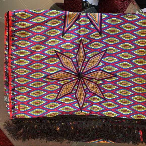 Pineda Covalin Luxury Mexican design Shawl with velvet - Picture 3 of 4